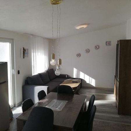 Apartman Kety Vir Exteriér fotografie