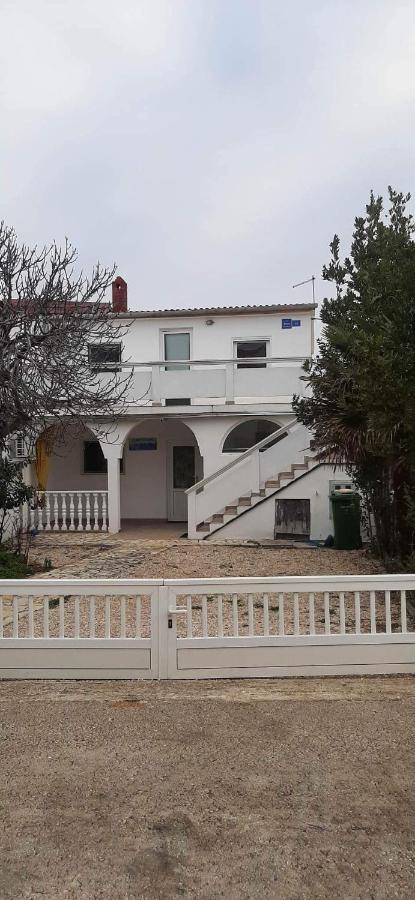 Apartman Kety Vir Exteriér fotografie
